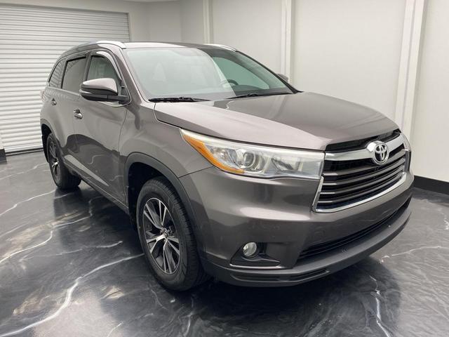 2016 toyota highlander xle