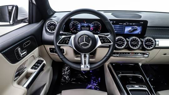 2025 Mercedes-Benz GLB