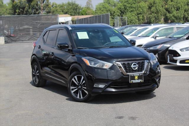 2020 nissan kicks sr