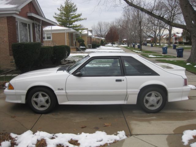 1993 ford mustang gt hatchback 5.0