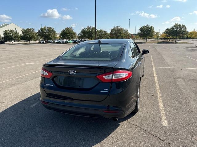 2014 ford fusion se