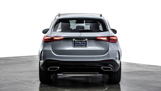 2025 Mercedes-Benz GLC