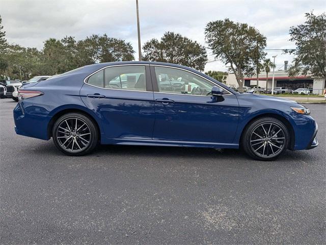 2024 toyota camry se