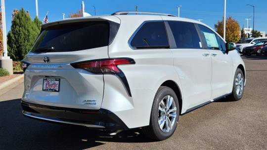 2024 Toyota Sienna