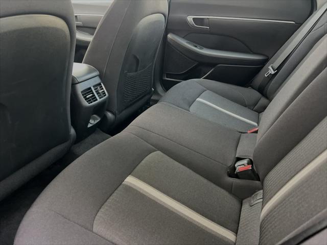 2023 hyundai sonata hybrid se