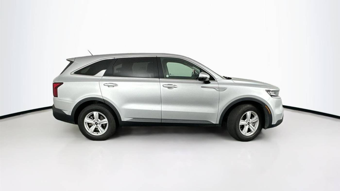 2022 kia sorento lx