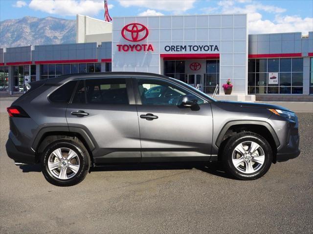2022 toyota rav4 xle