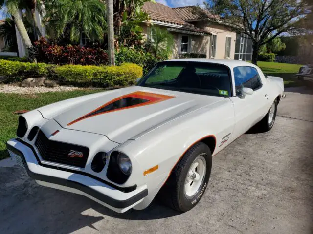 1977 camaro z/28 very low production this year car is extreamly clean
