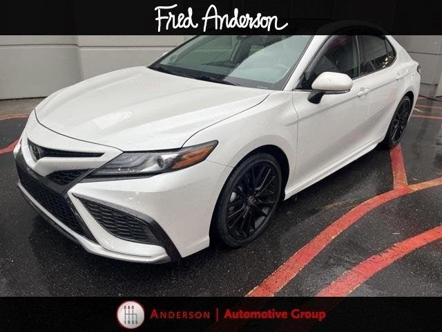 2022 toyota camry xse