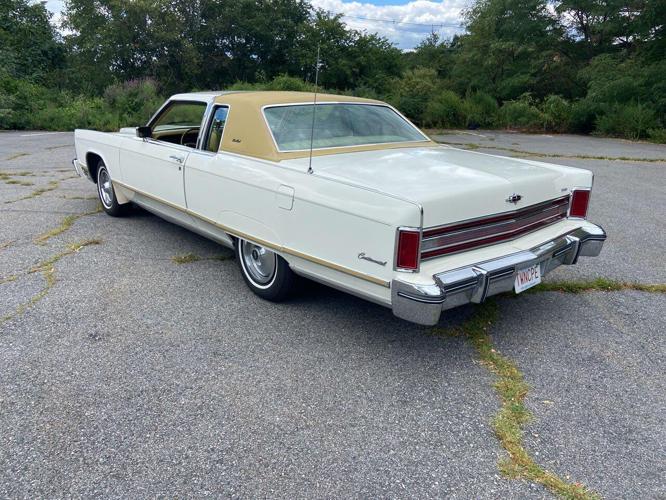 1976 lincoln continental in westford, massachusetts