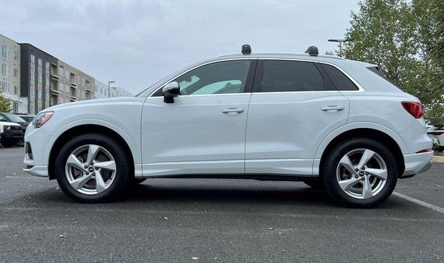 2022 audi q3 40 premium