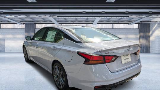 2024 Nissan Altima