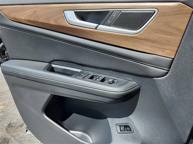 2024 volkswagen atlas 2.0t se w/technology 4motion