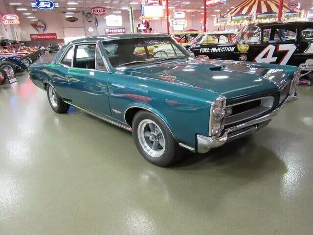1966 pontiac gto sports coupe