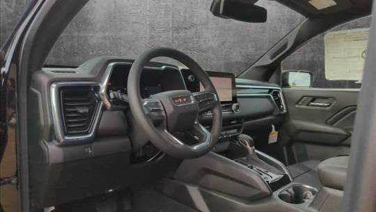 2024 GMC Canyon