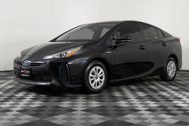 2022 toyota prius le