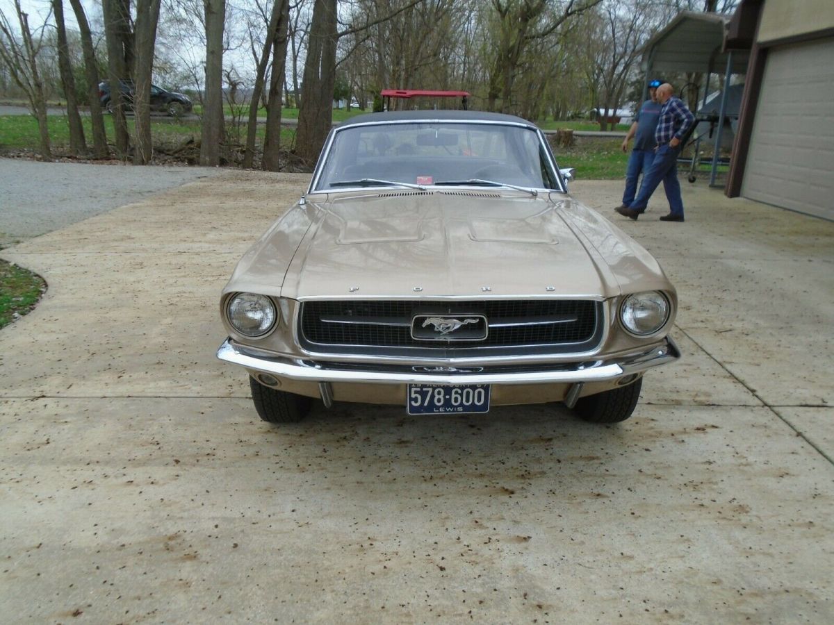 * 1967 ford mustang 390 "s" code 4-speed manual transmission * 90% original