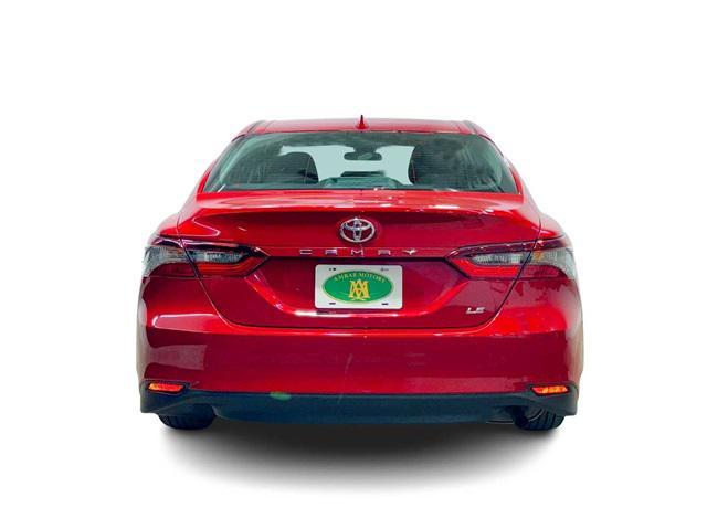 2024 toyota camry le
