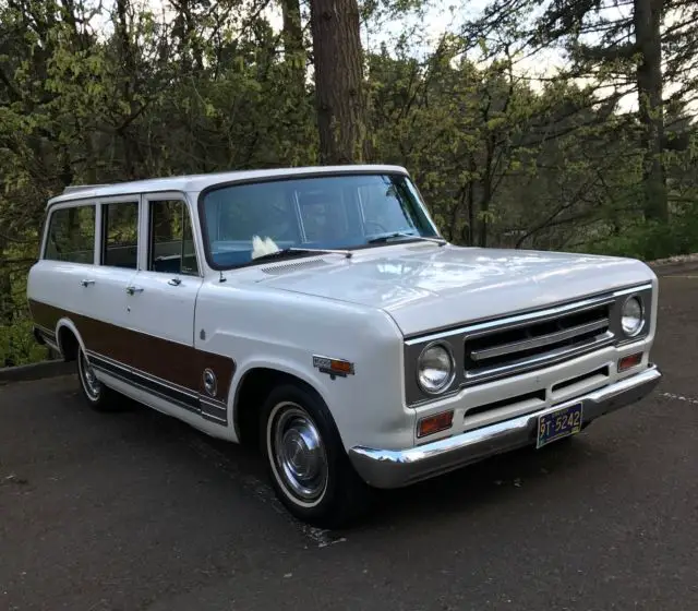 1969 international travelall 2wd, trailer pkg, reman 345, new tires, much more
