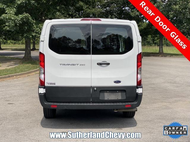 2022 ford transit-150 base