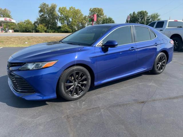 2018 toyota camry le