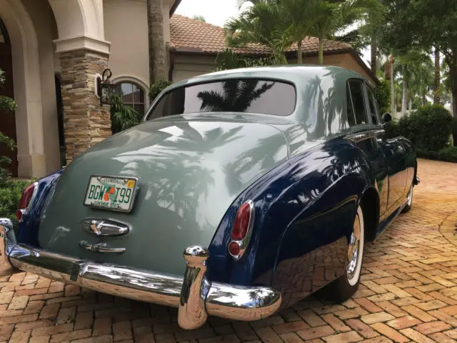 rolls-royce silver cloud ii