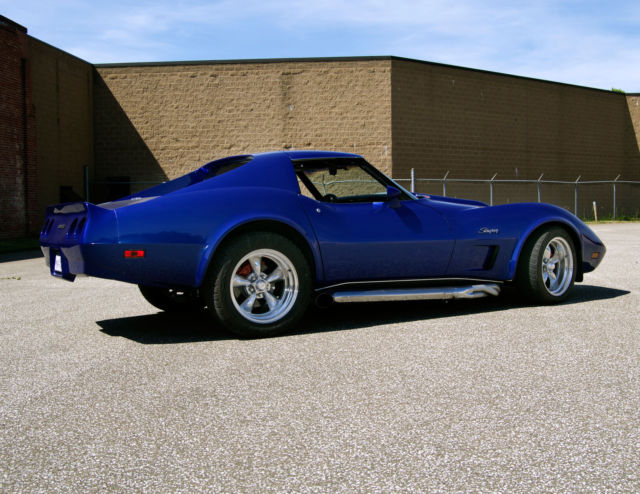 1977 restored and built chevrolet corvette