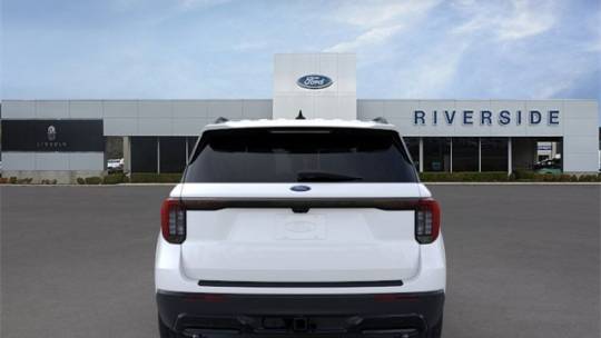2025 Ford Explorer