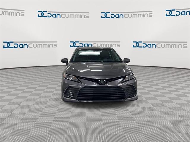 2023 toyota camry le
