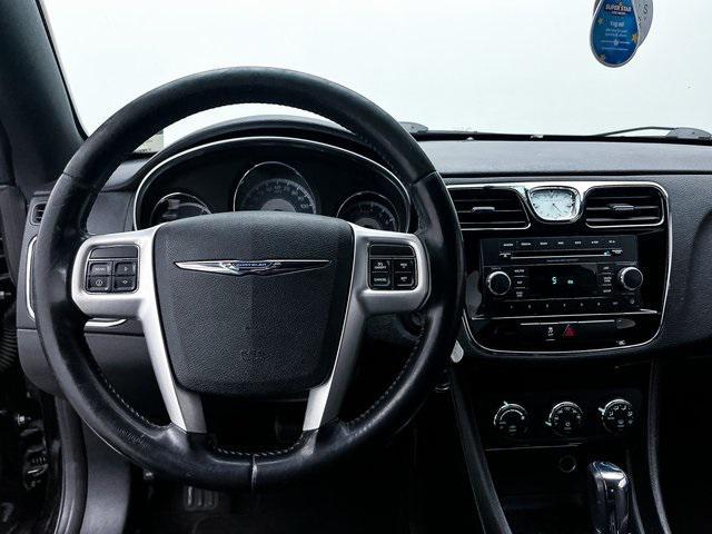 2012 chrysler 200 touring