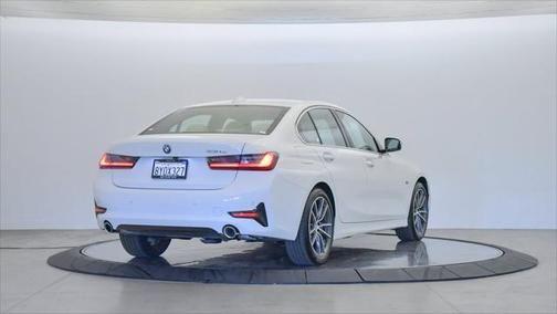 2022 bmw 330e