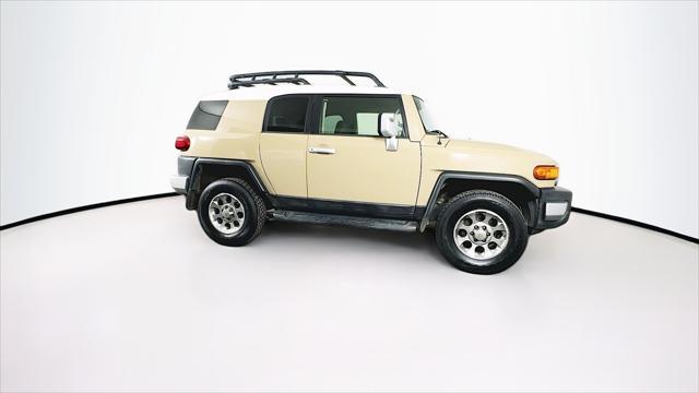 2012 toyota fj cruiser base