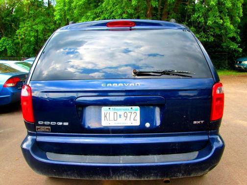 2005 dodge caravan in co bluffs, iowa