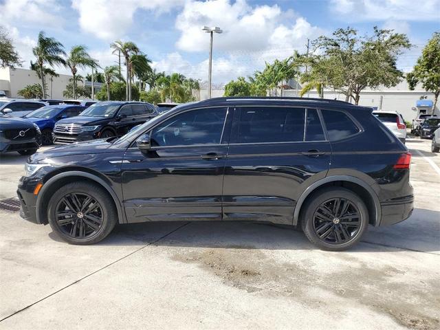 2022 volkswagen tiguan 2.0t se r-line black