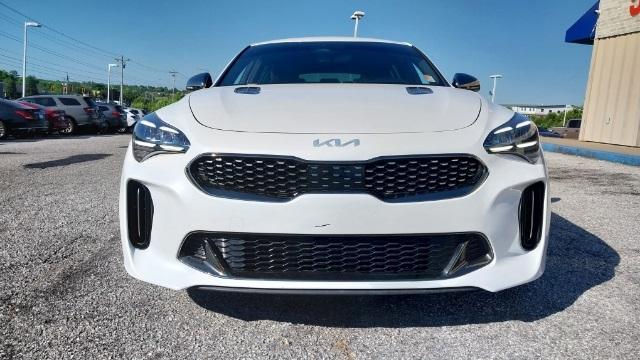 2022 kia stinger gt-line