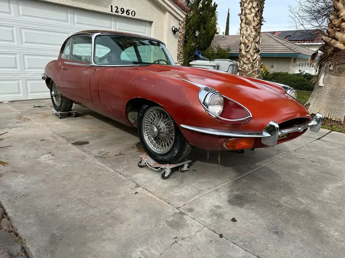 1969 jaguar xke coupe red rwd automatic e type