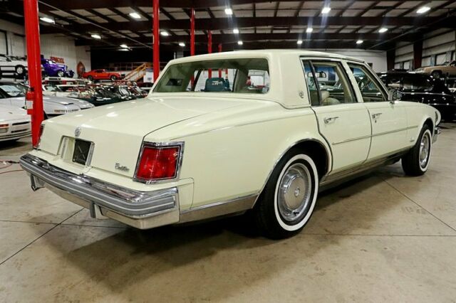 1976 cadillac seville 19321 miles phoenician ivory sedan 350ci v8 automatic