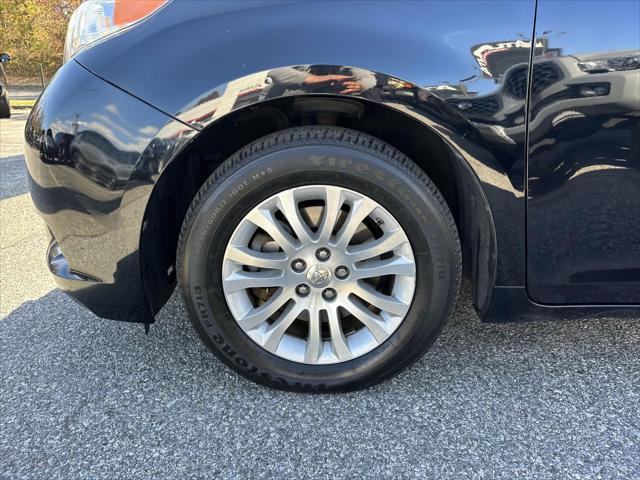 2016 toyota sienna xle