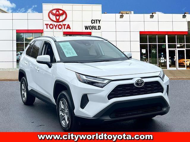 2024 toyota rav4 xle