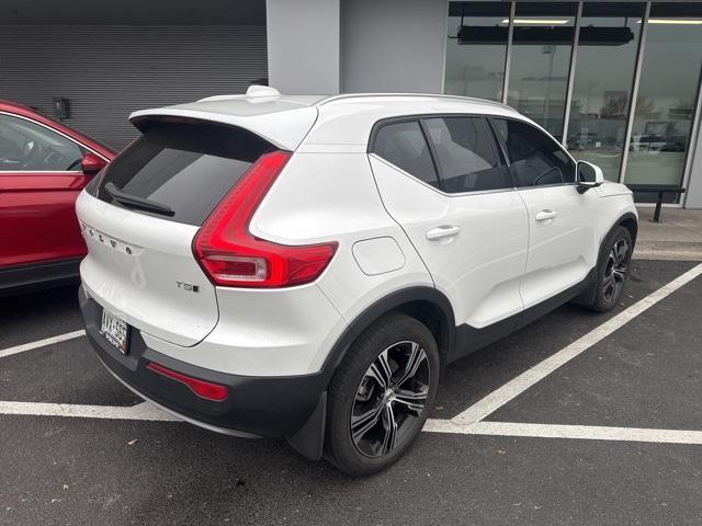 2022 volvo xc40 t5 inscription