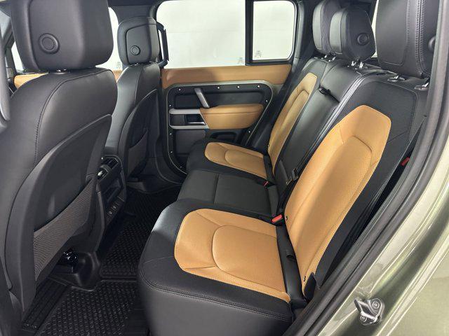 2024 land rover defender 110 p400 x-dynamic se