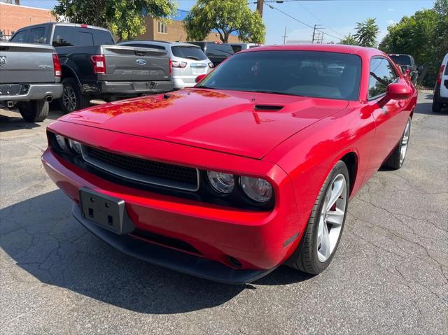 2014 dodge challenger sxt
