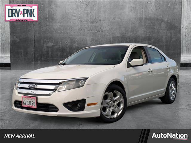 2011 ford fusion se
