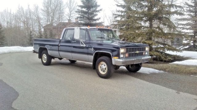 *** unreserved ****. 1984 chevy 1-ton, crew cab, 4x4. *** unreserved ***