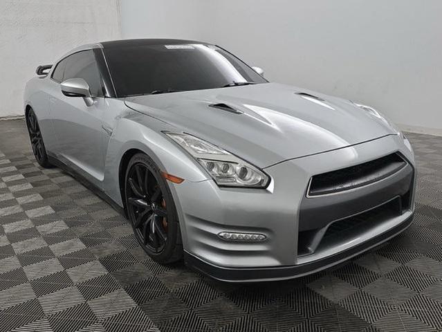 2015 nissan gt-r premium
