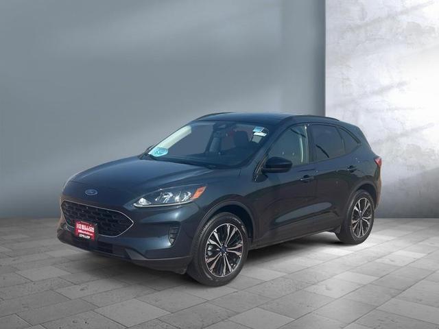 2022 ford escape se