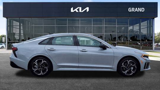 2025 Kia K5