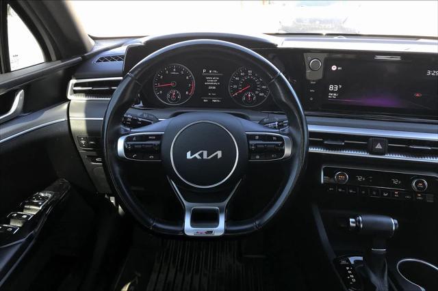 2022 kia k5 gt-line