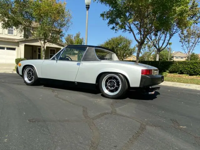 1975 914 porshe 2.0