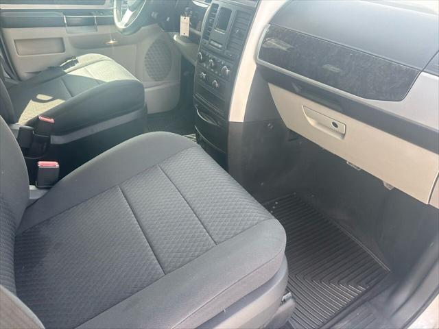 2010 dodge grand caravan sxt